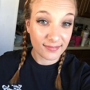 Meet your Posher, Mindy